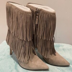Sam Edelman Belinda Heeled Booties gray suede with tiered fringe size 6.5
